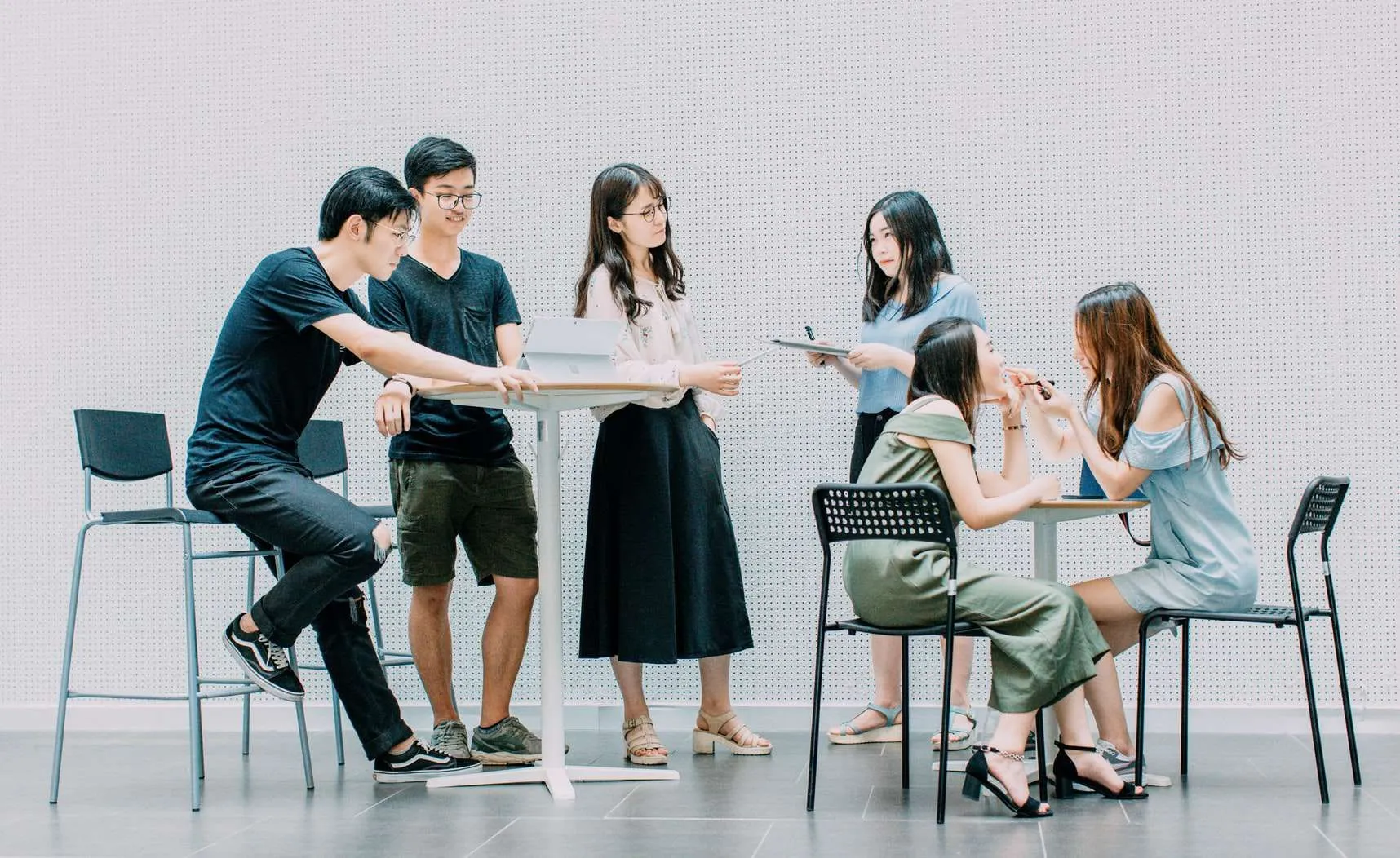 Cities have large numbers of university aged students. Image by Akson.