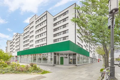 External Vonder Bismarckstraße Sky (2)