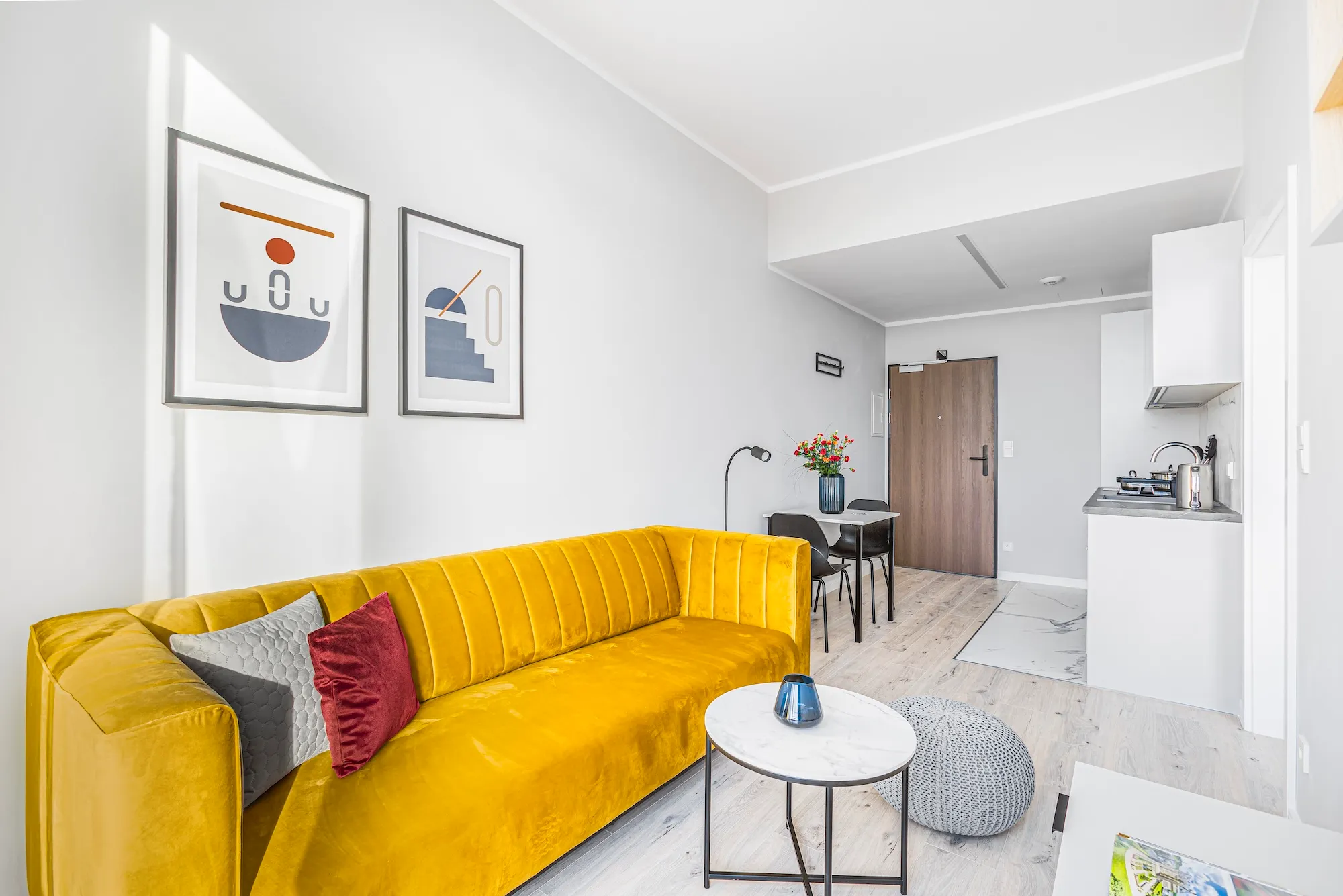1 Bedroom — Medium