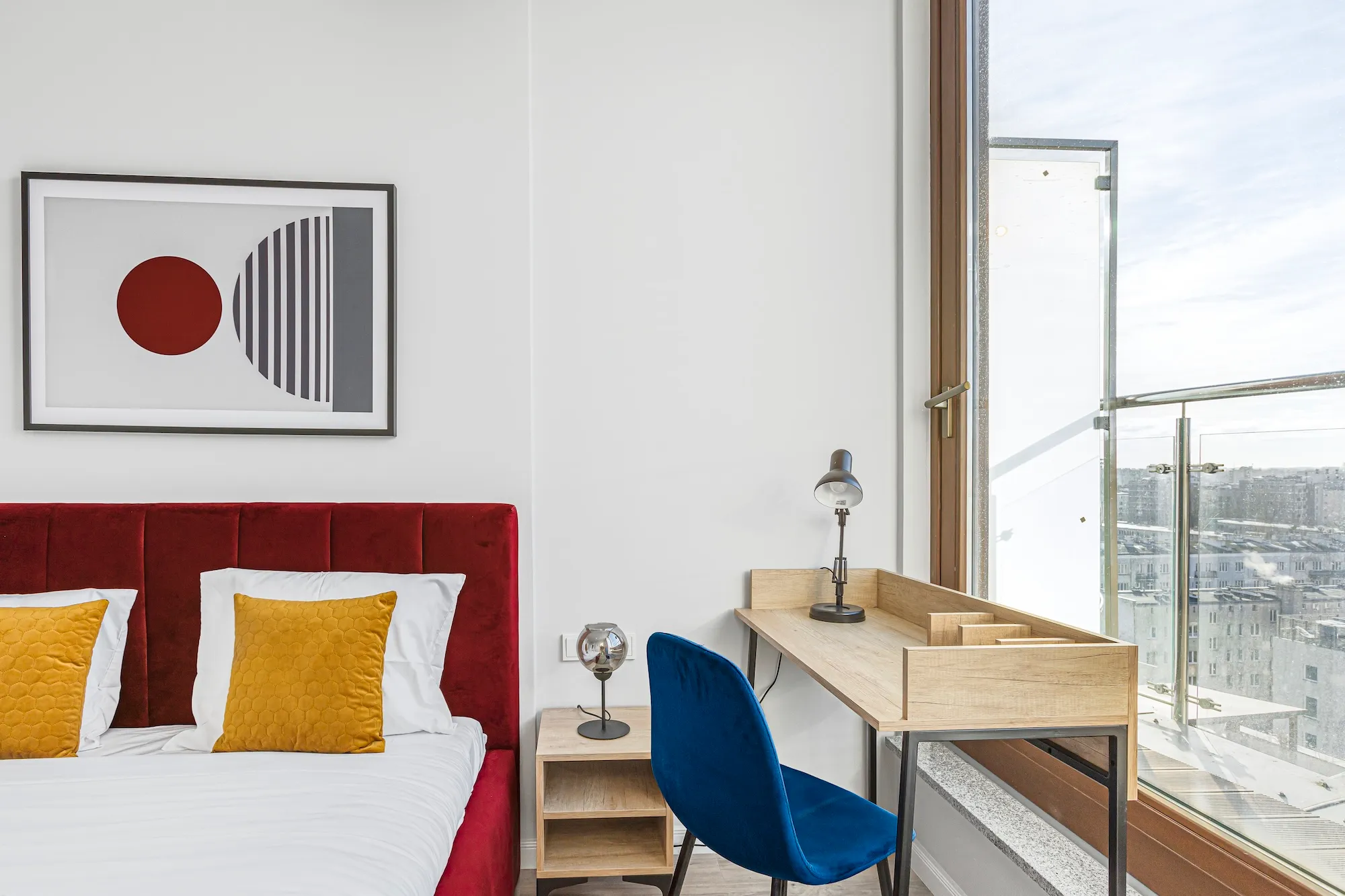 Bedroom in a one-bedroom apartment at Vonder Upriver, Warsaw