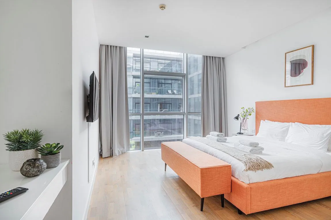 2 Bedroom