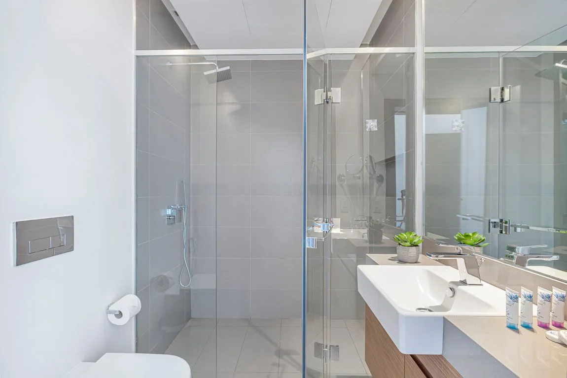 2 Bedroom