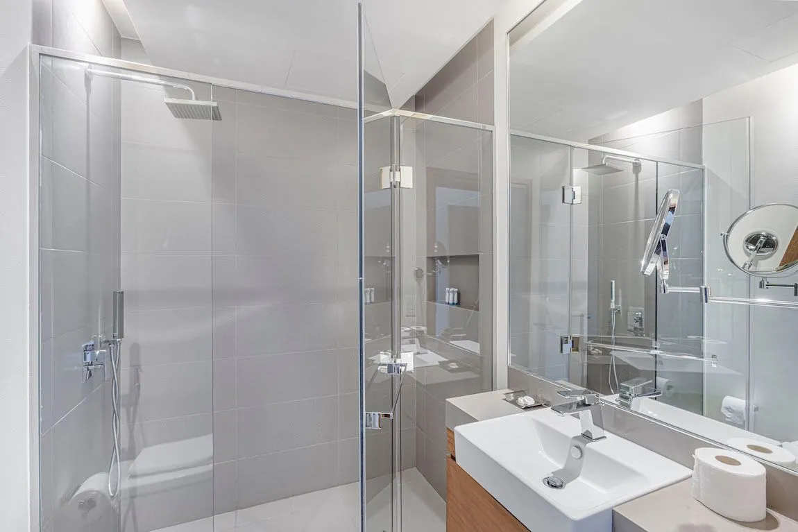 2 Bedroom