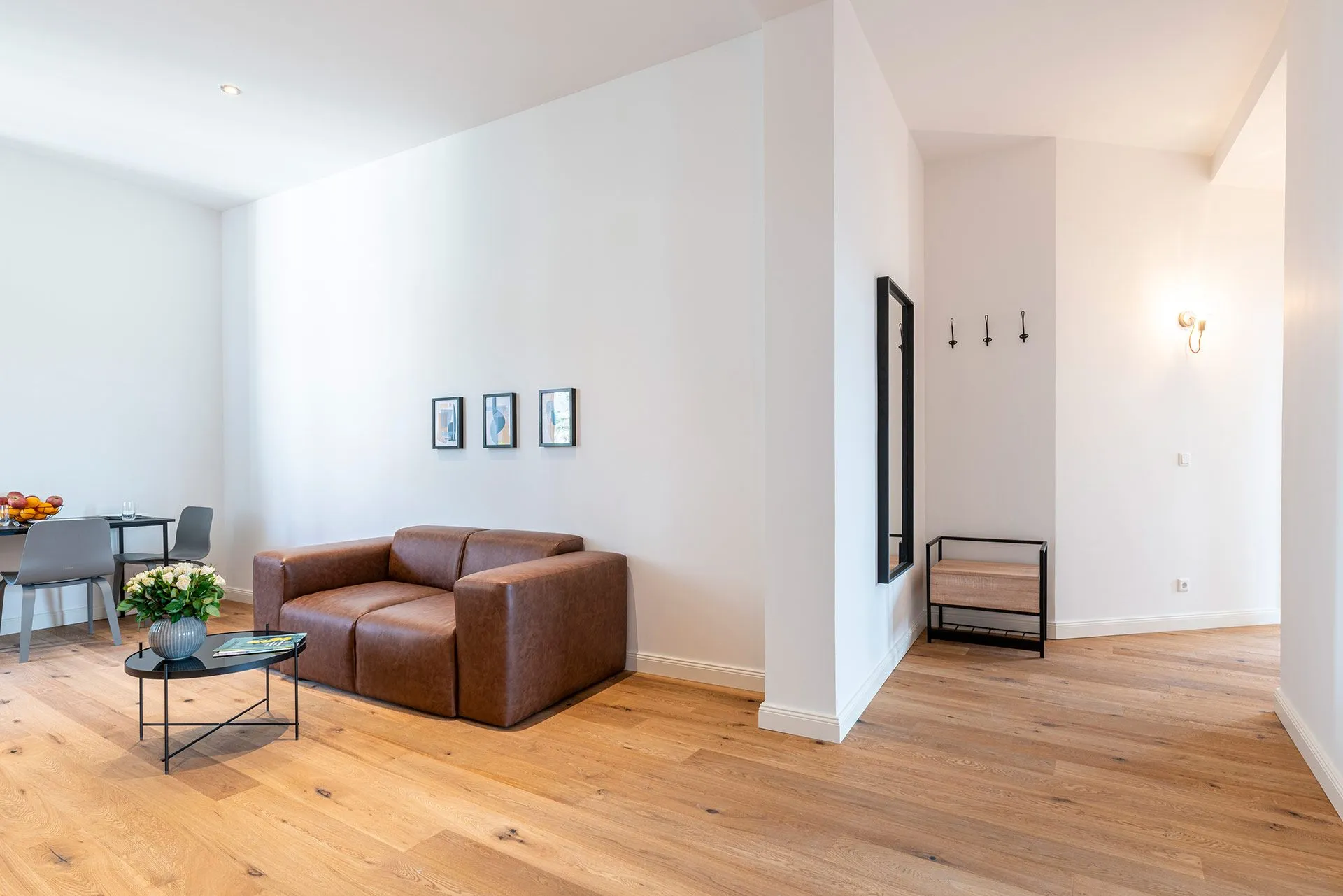 Private Room — Medium