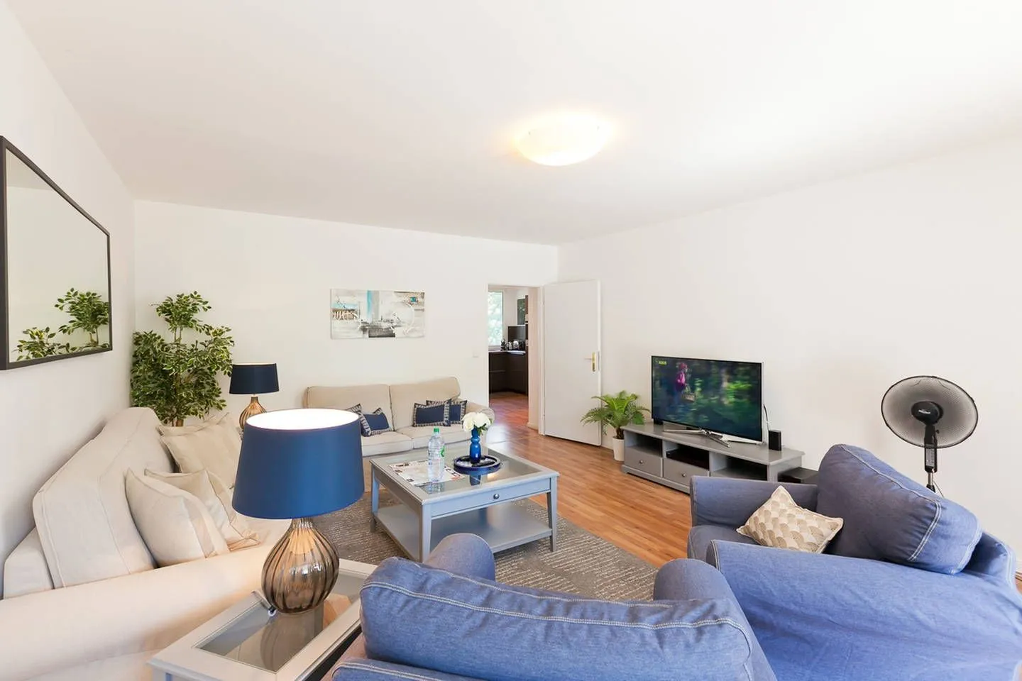 1 Bedroom — Large