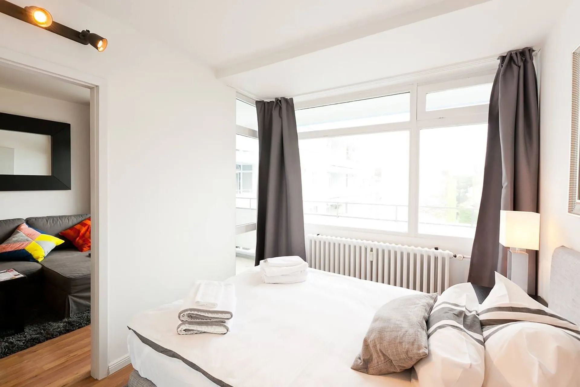 1 Bedroom — Small