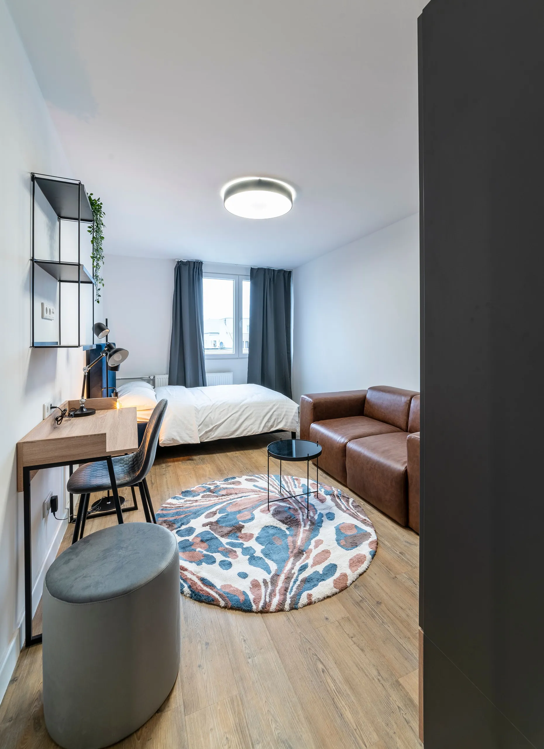 Private Room — Medium