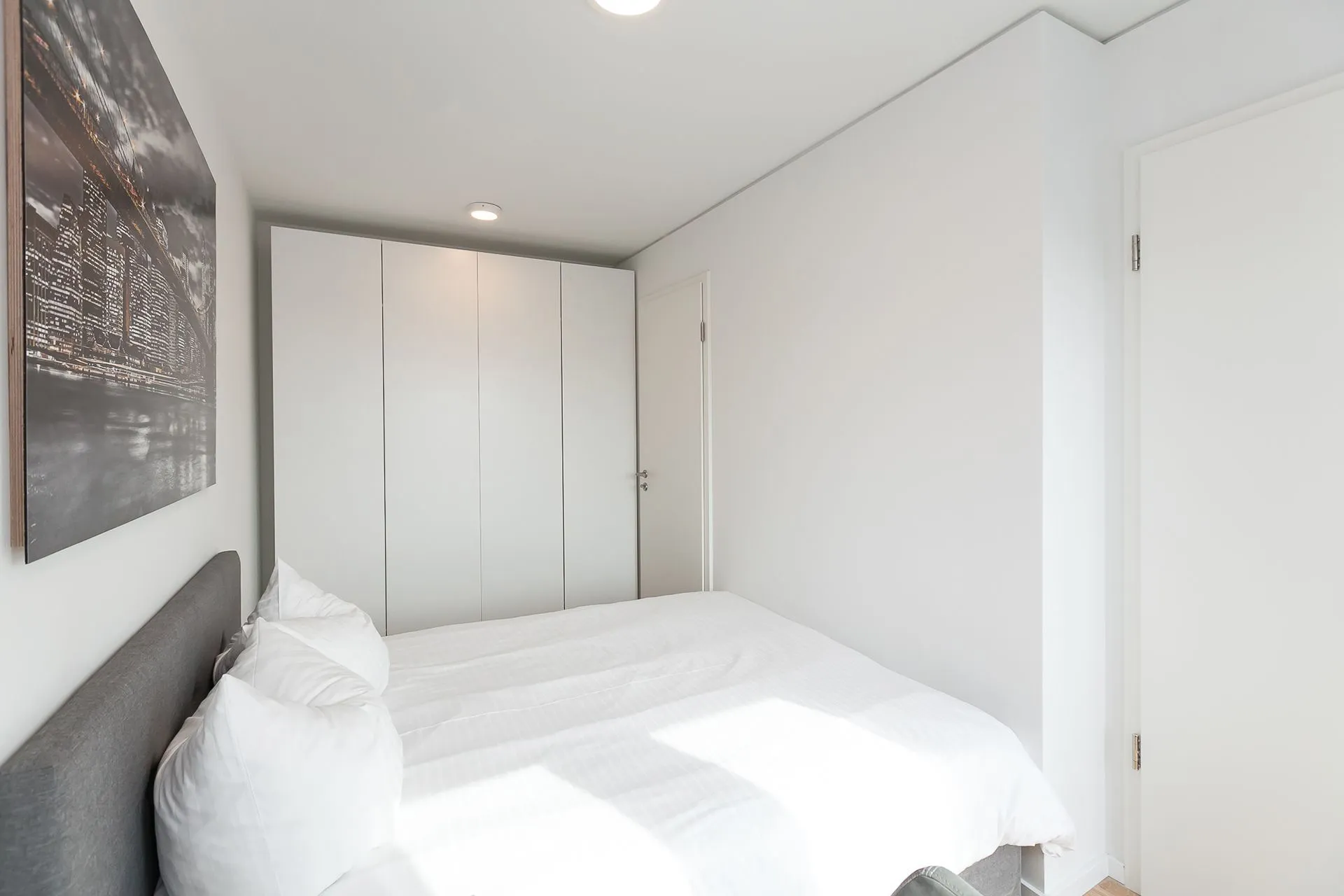1 Bedroom — Small