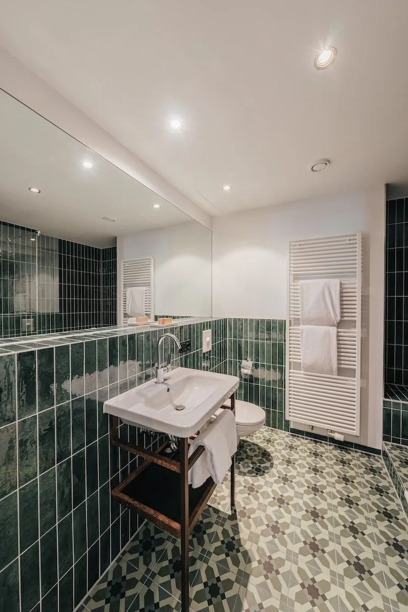 1 Bedroom — Medium