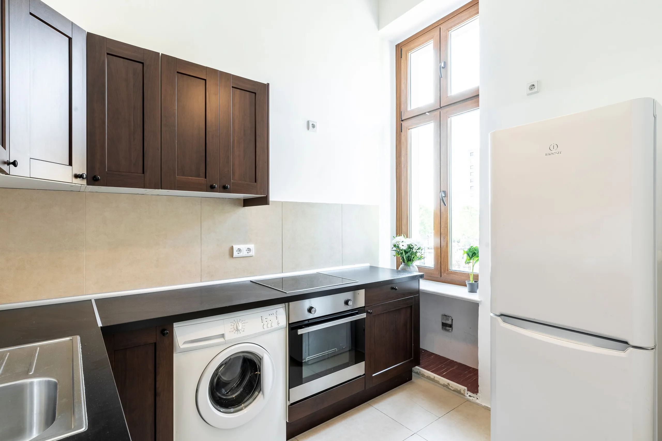 1 Bedroom — Medium