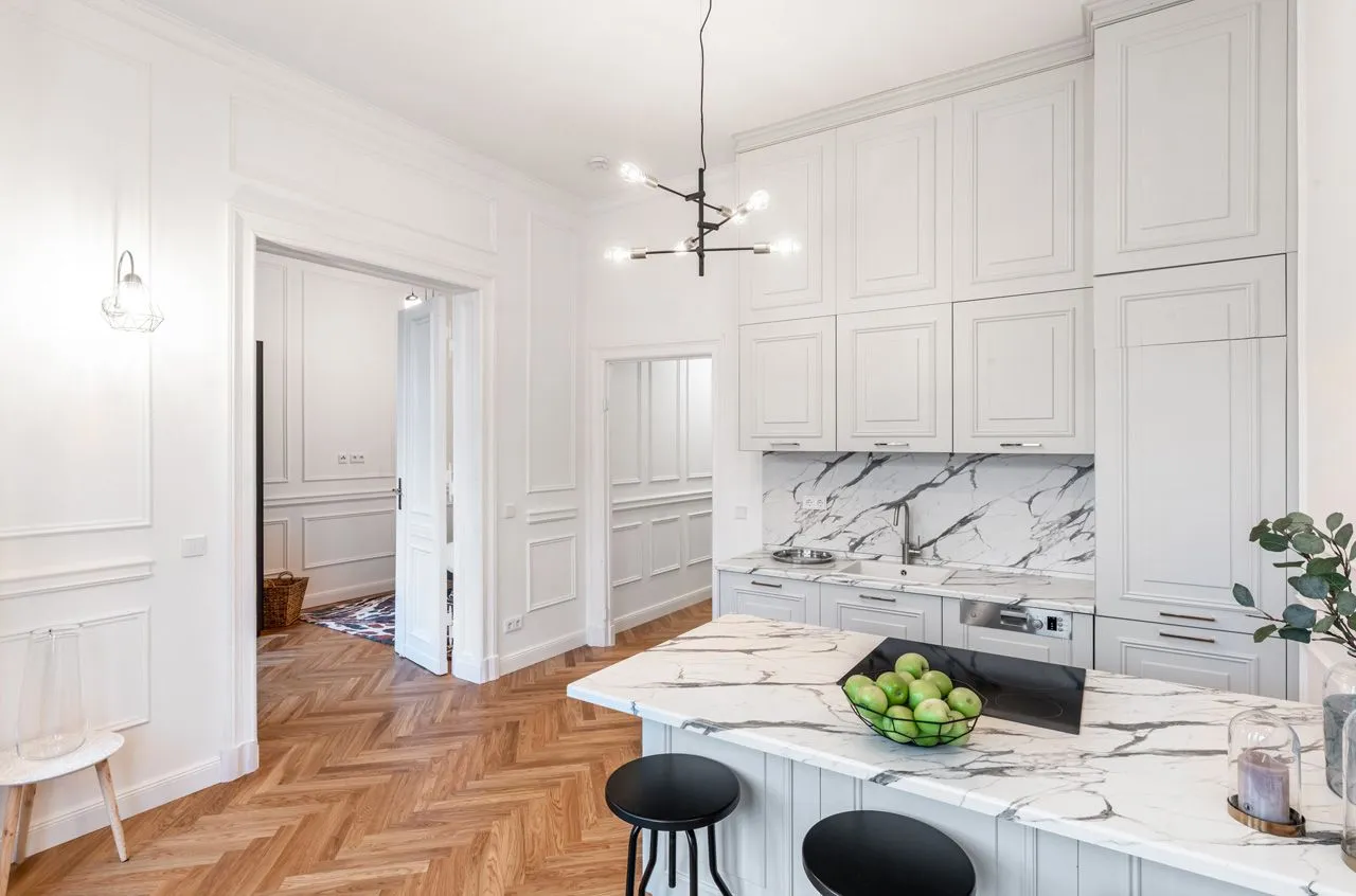 1 Bedroom — Medium