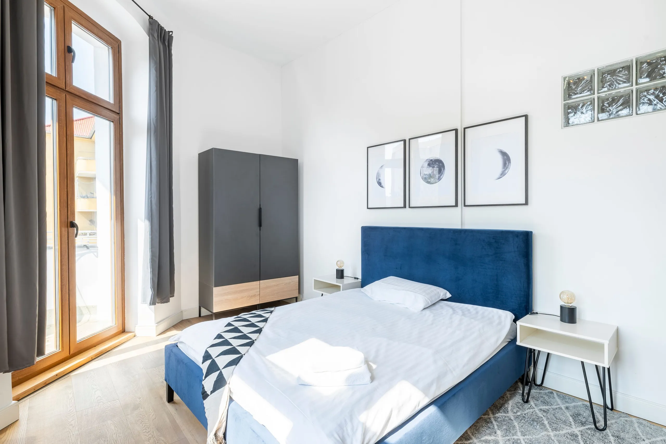 1 Bedroom — Medium