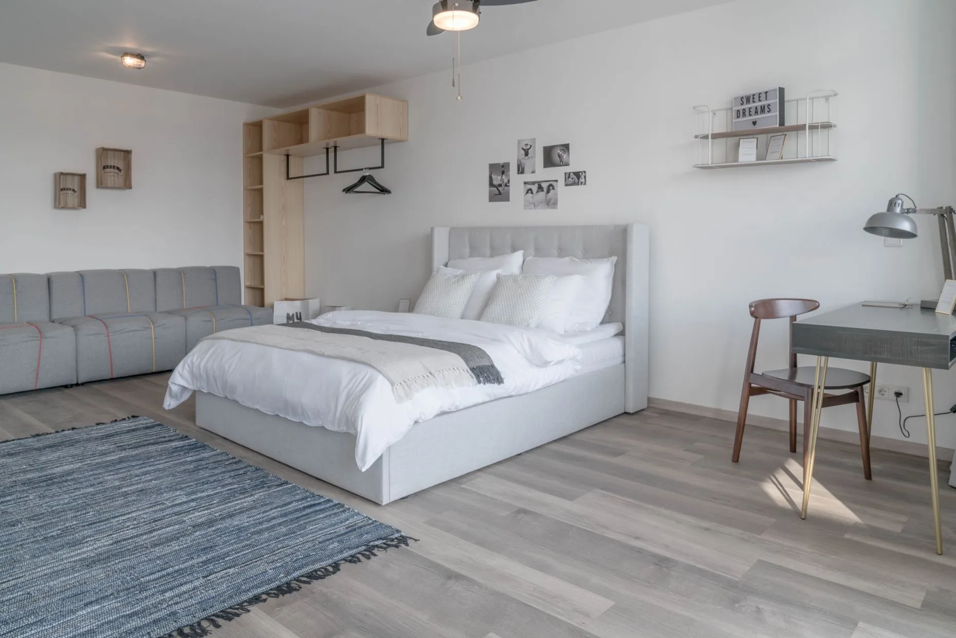 Private Room — Large