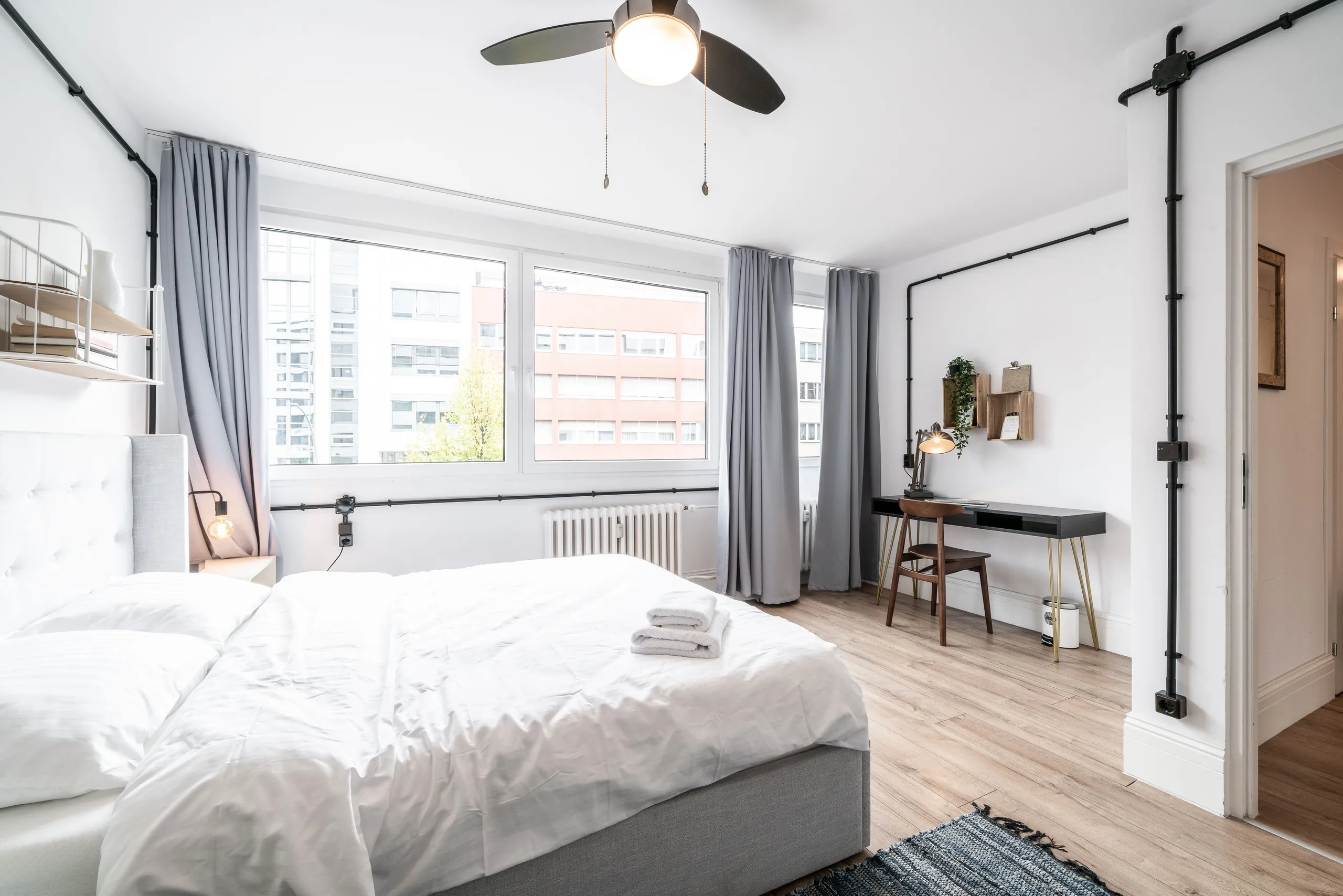 Private Room — Medium