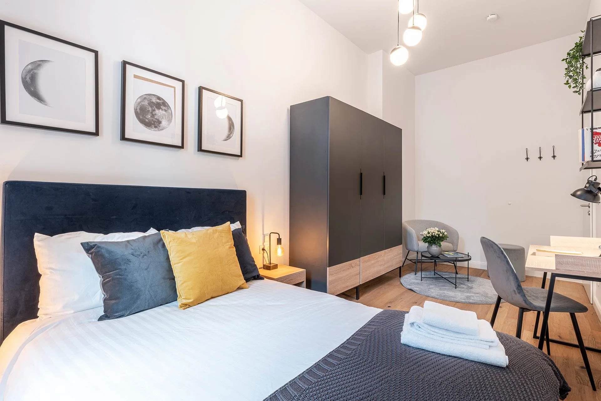 Private Room — Small
