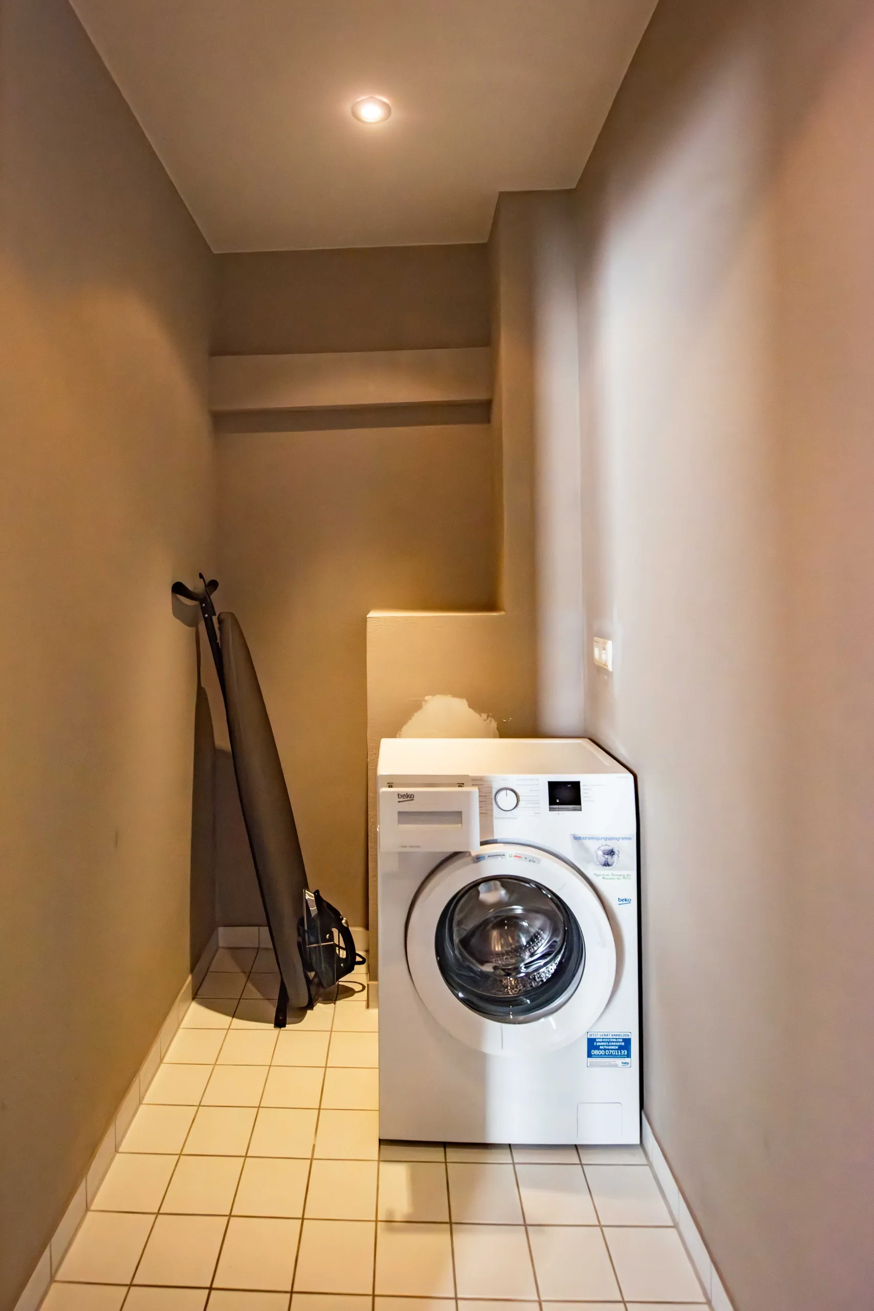 Unit photograph