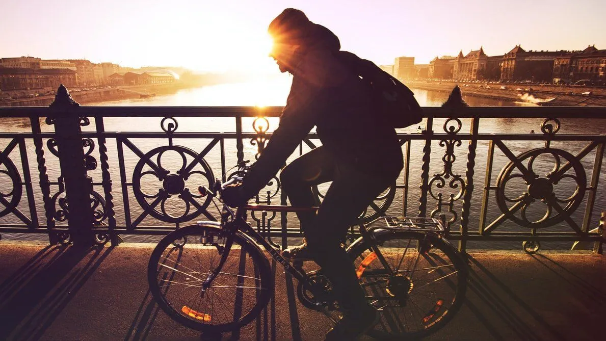It also aims to promote more sustainable and healthier lifestyles. Image by Viktor Keri.