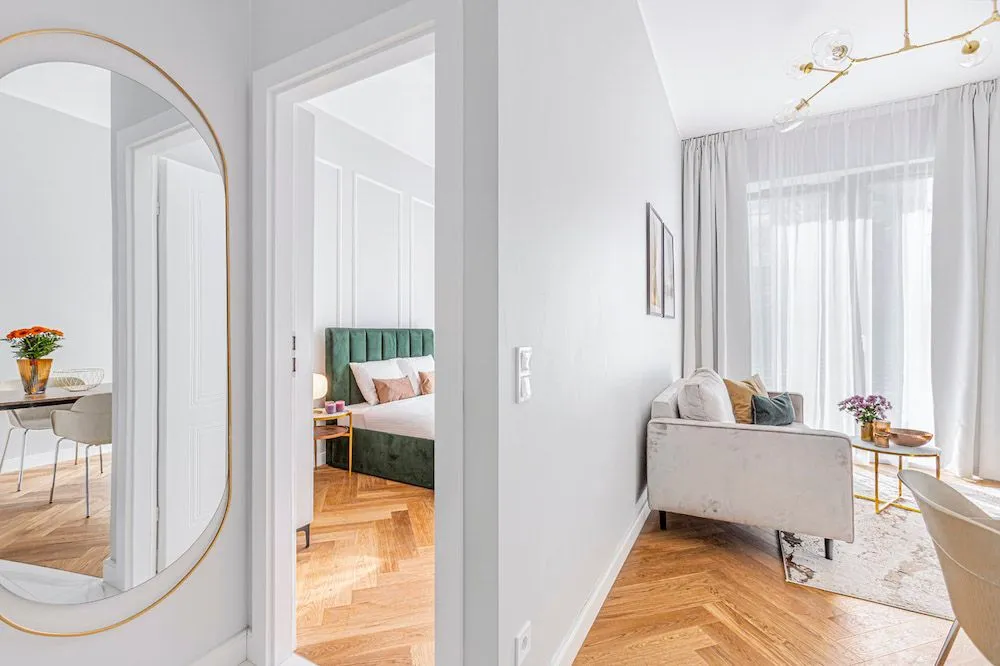 1 Bedroom — Small