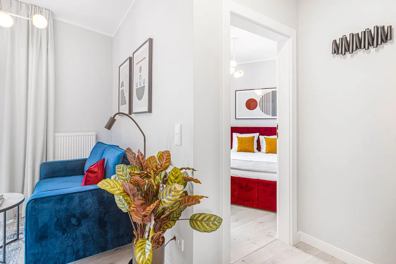 1 Bedroom — Small