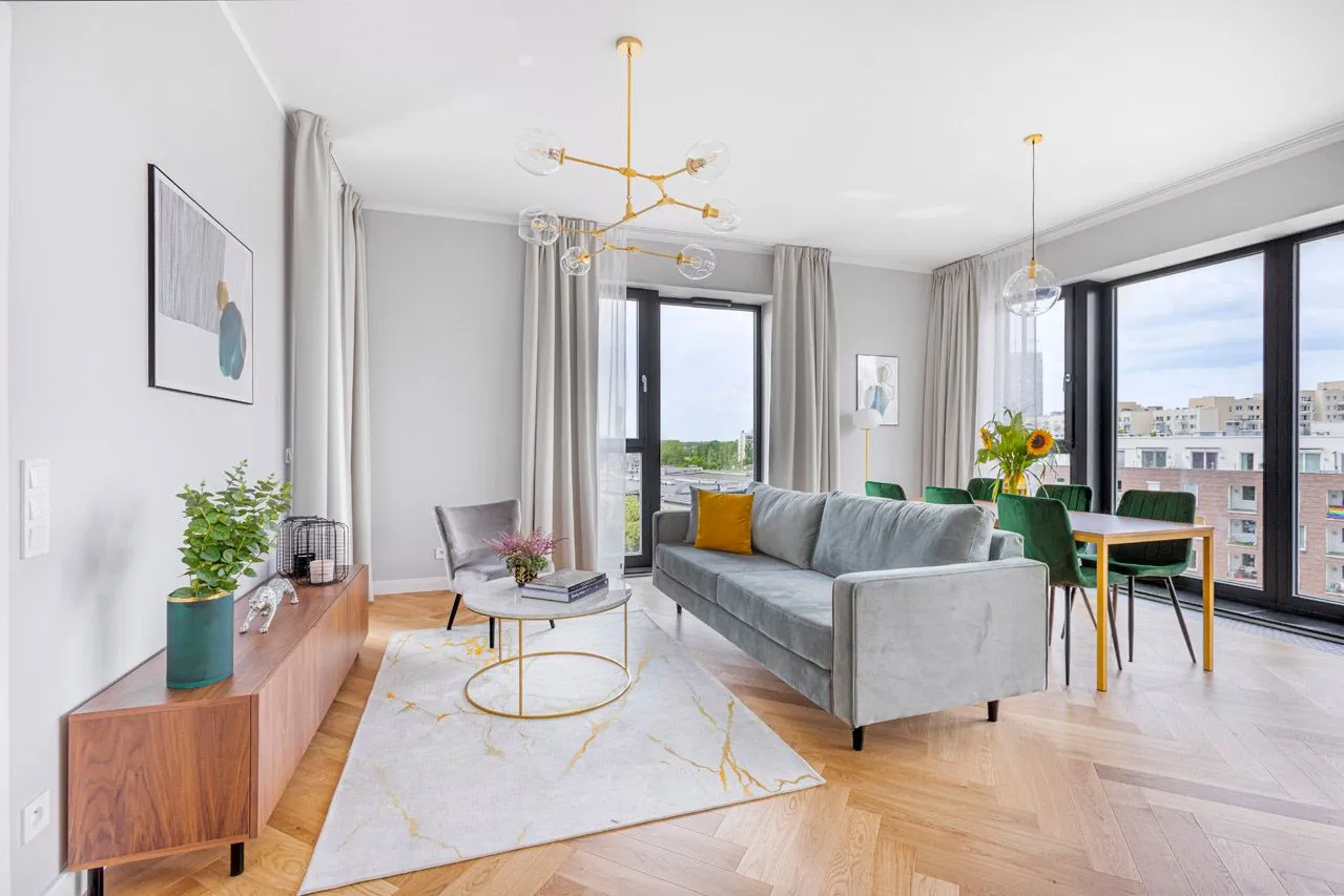 1 Bedroom — Large