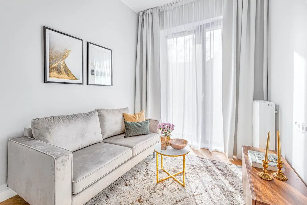 1 Bedroom — Small