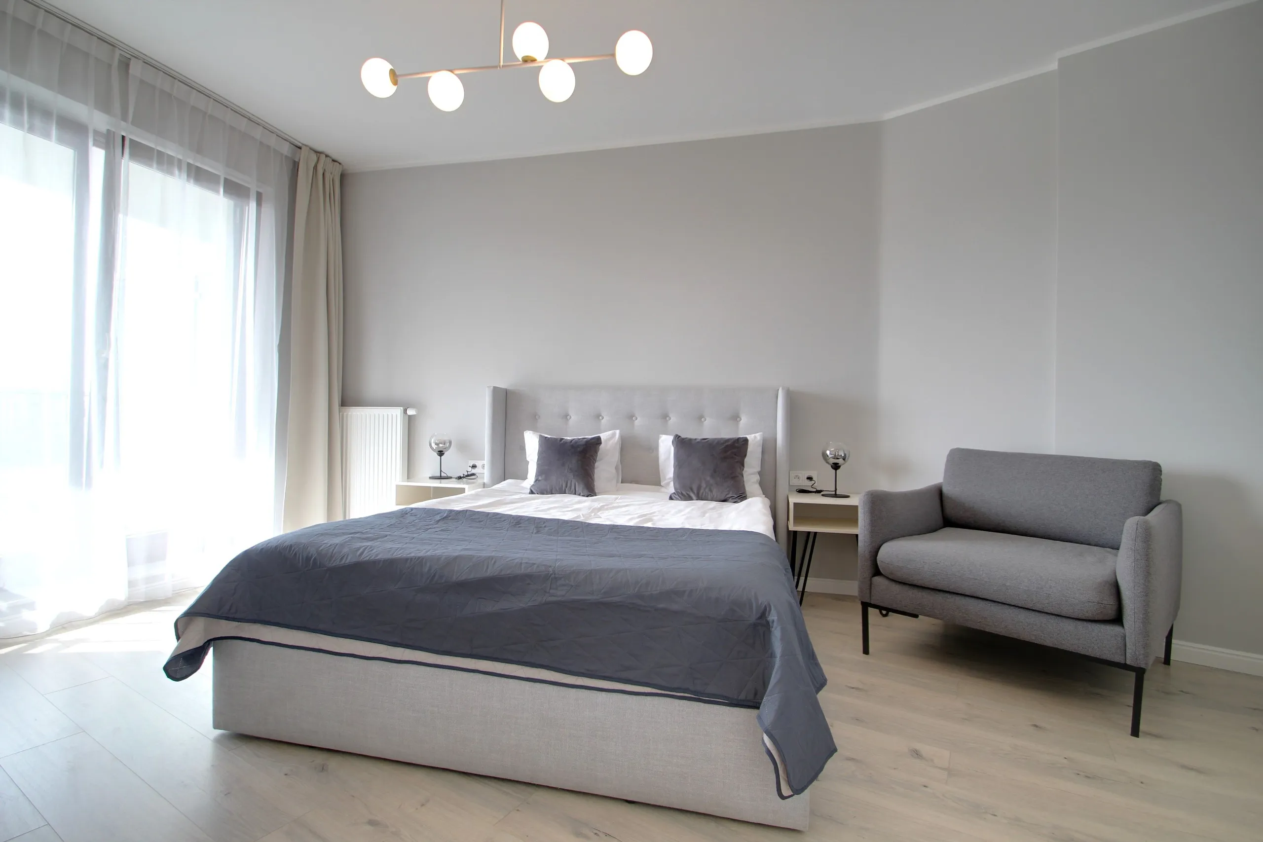 1 Bedroom — Medium