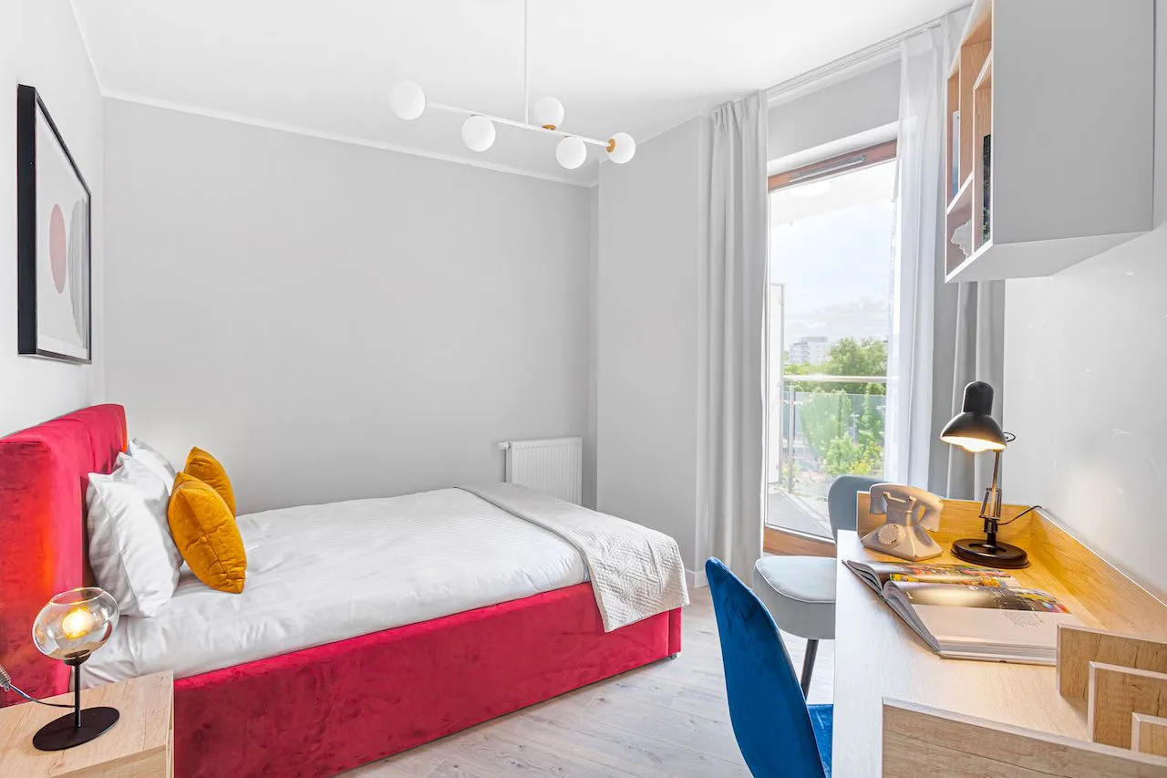 1 Bedroom — Medium