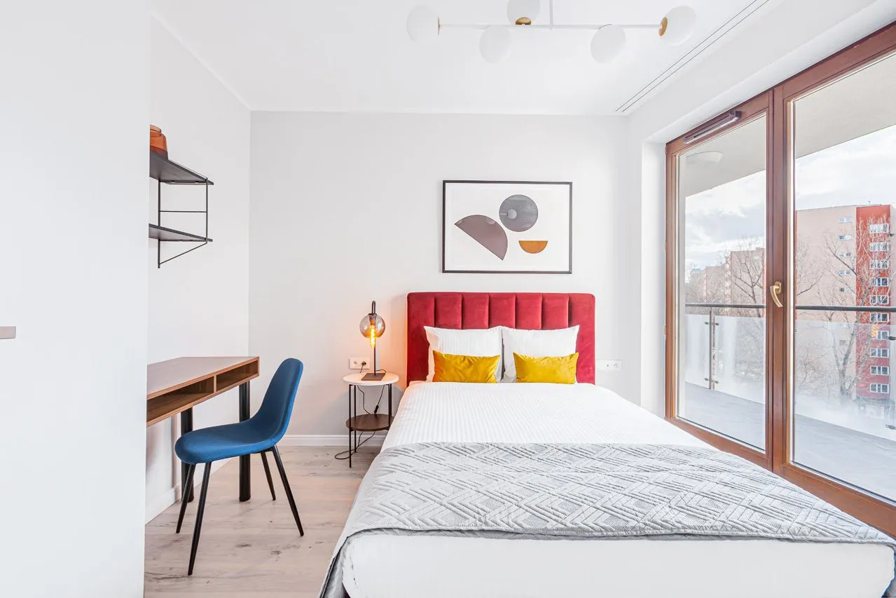1 Bedroom — Small