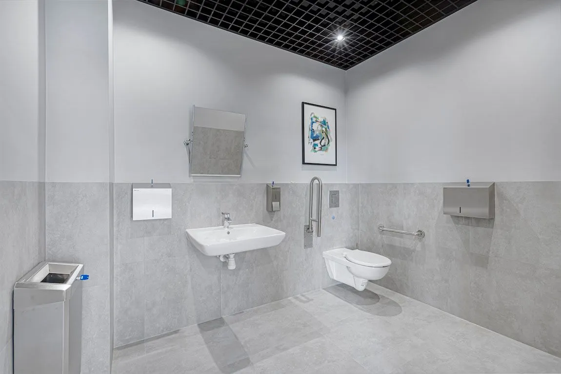Shared washroom at Vonder Uptown