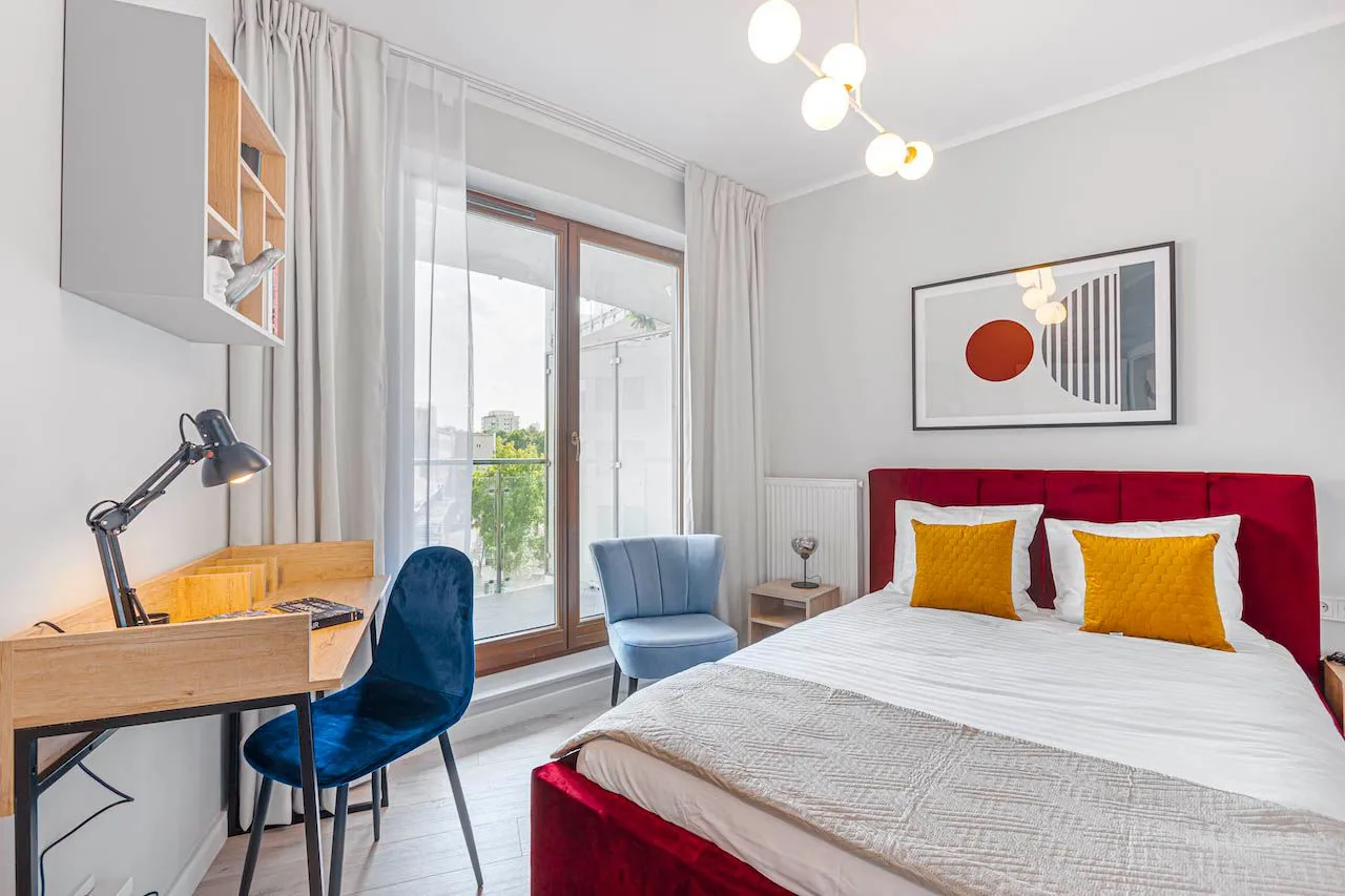 1 Bedroom — Small