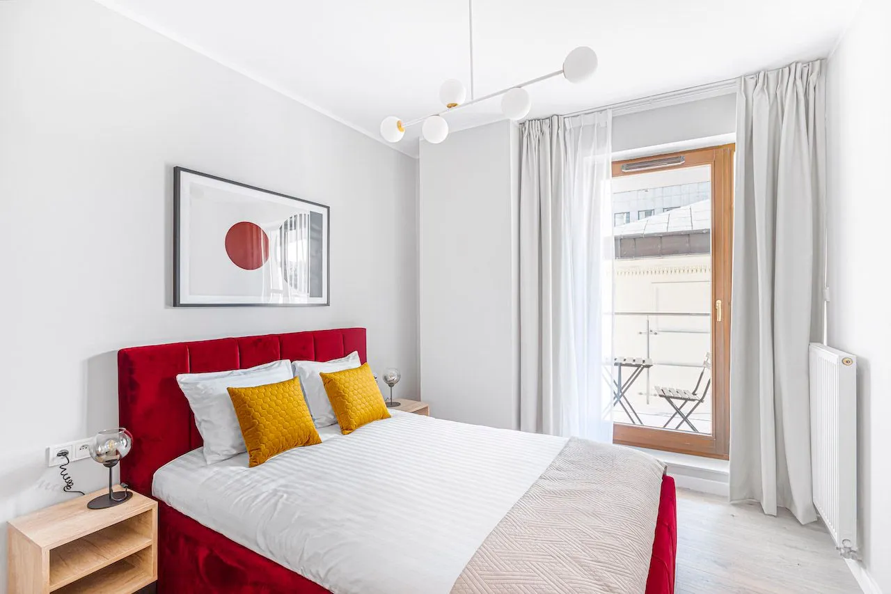 1 Bedroom — Medium