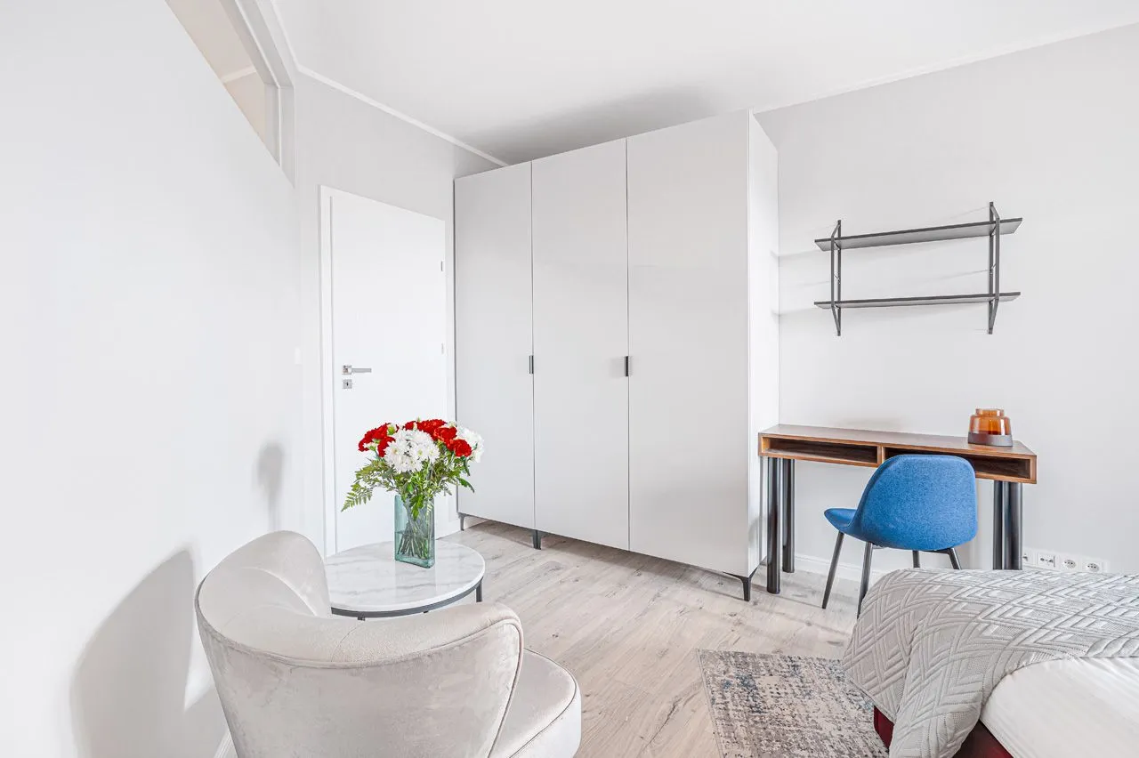2 Bedroom — Medium