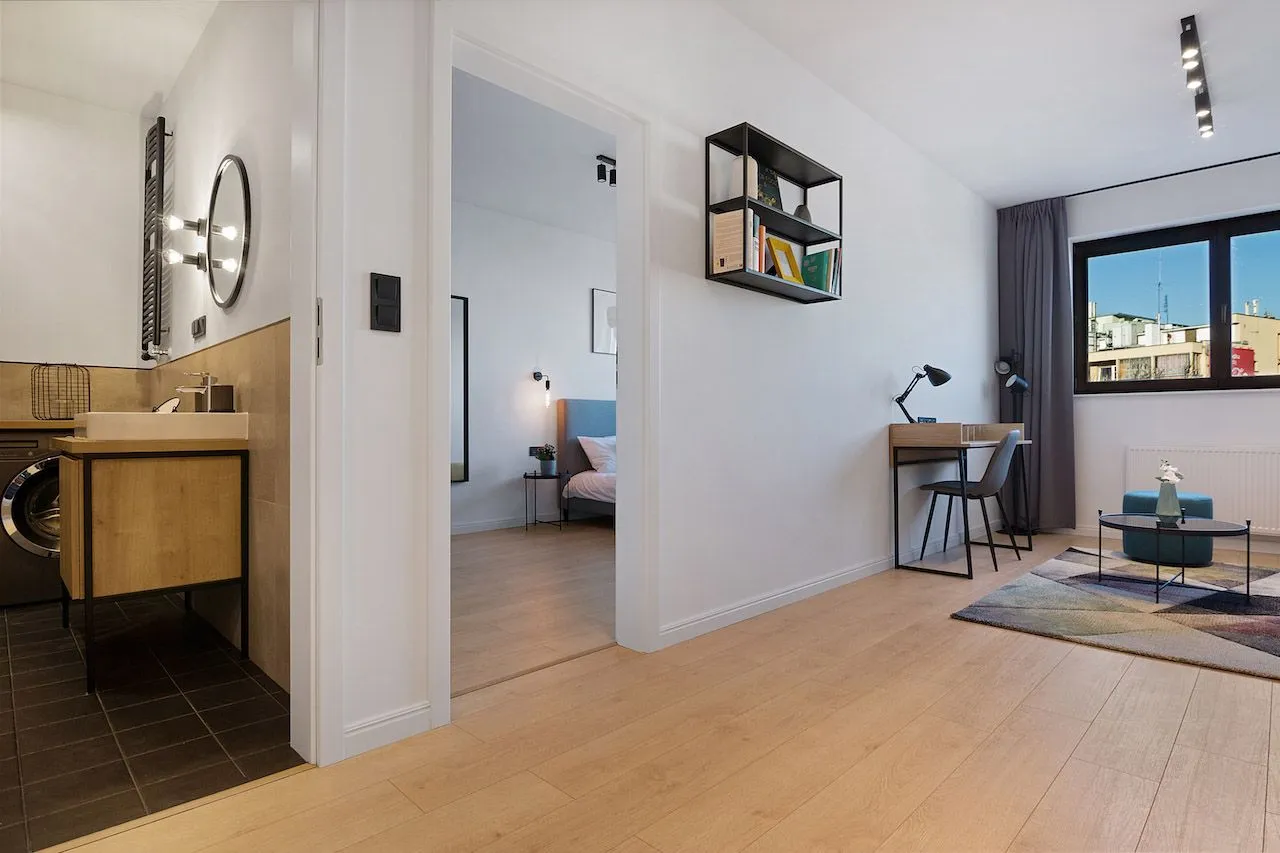 1 Bedroom — Medium