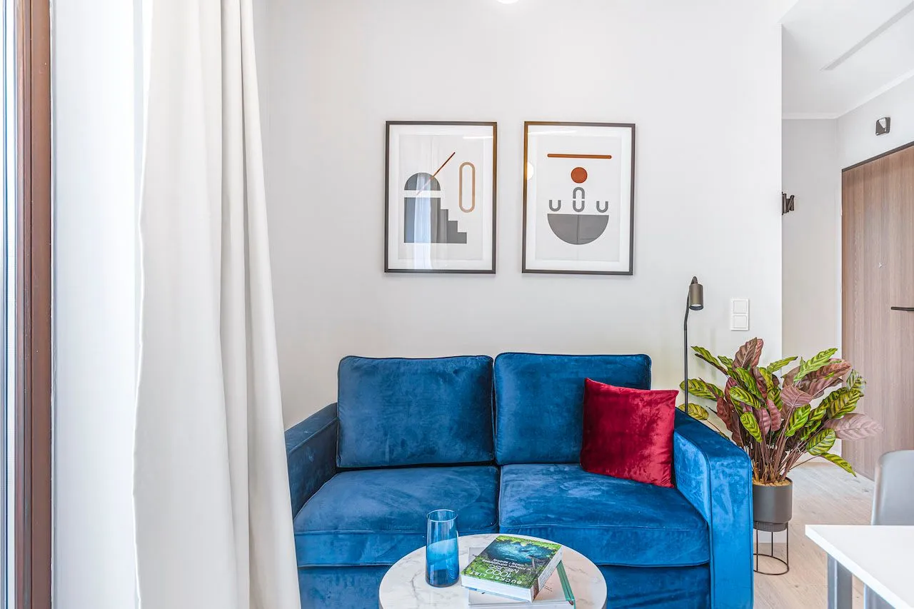 1 Bedroom — Small