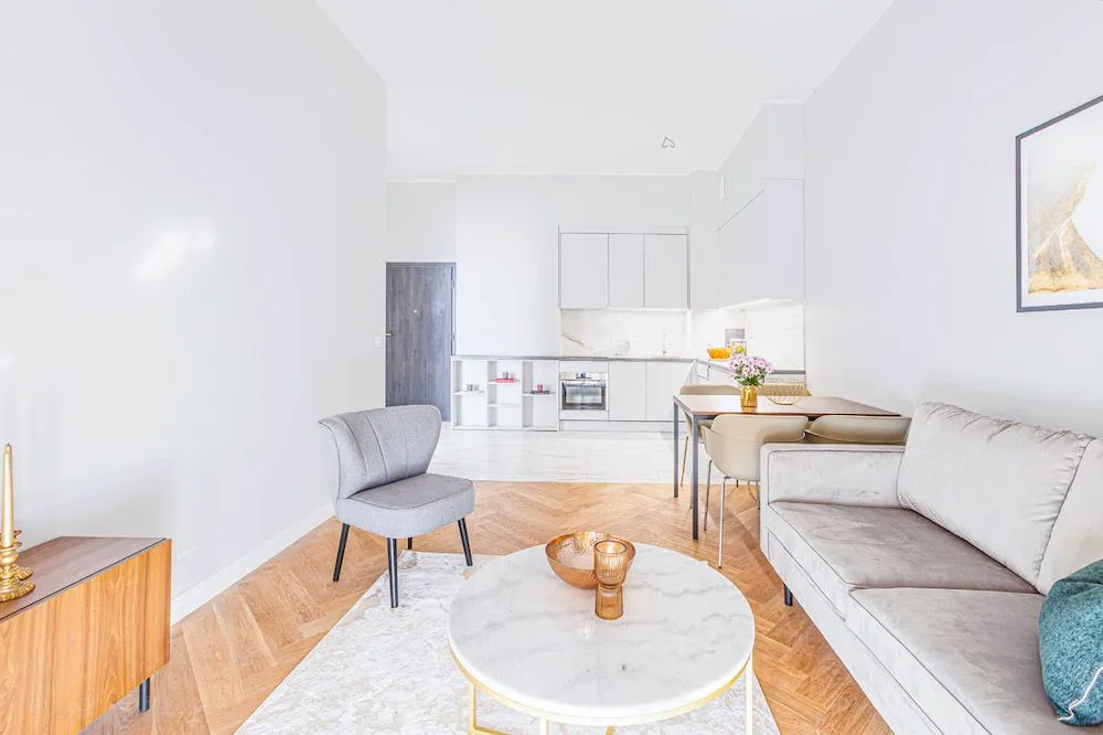 1 Bedroom — Medium