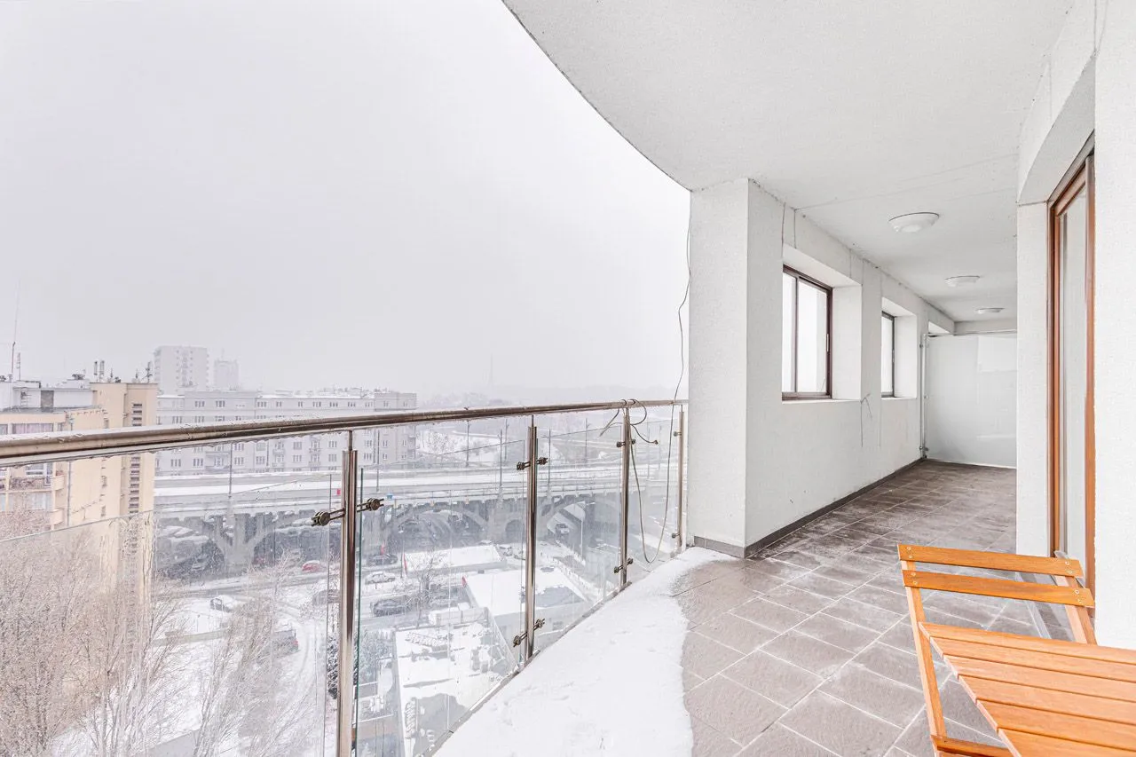 1 Bedroom — Small