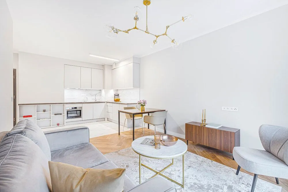 1 Bedroom — Medium