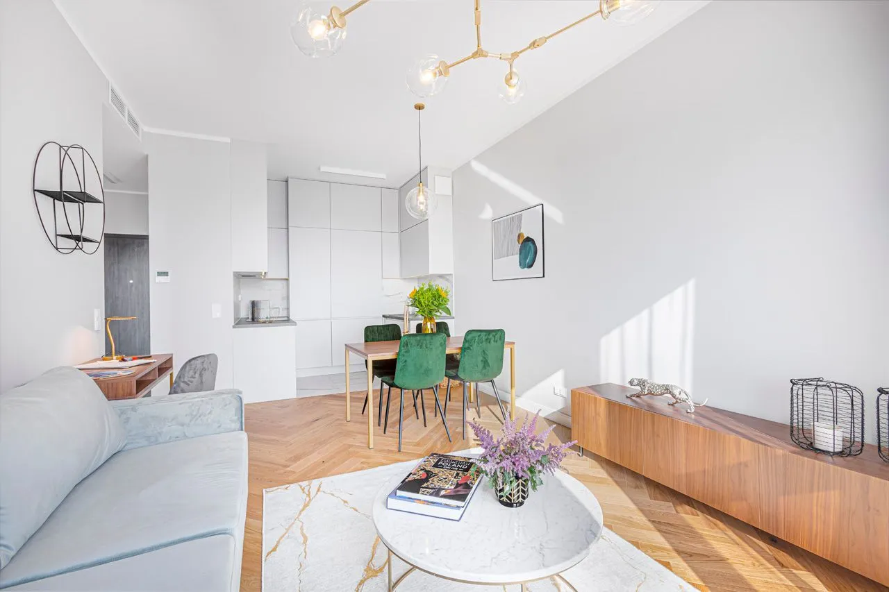 1 Bedroom — Medium