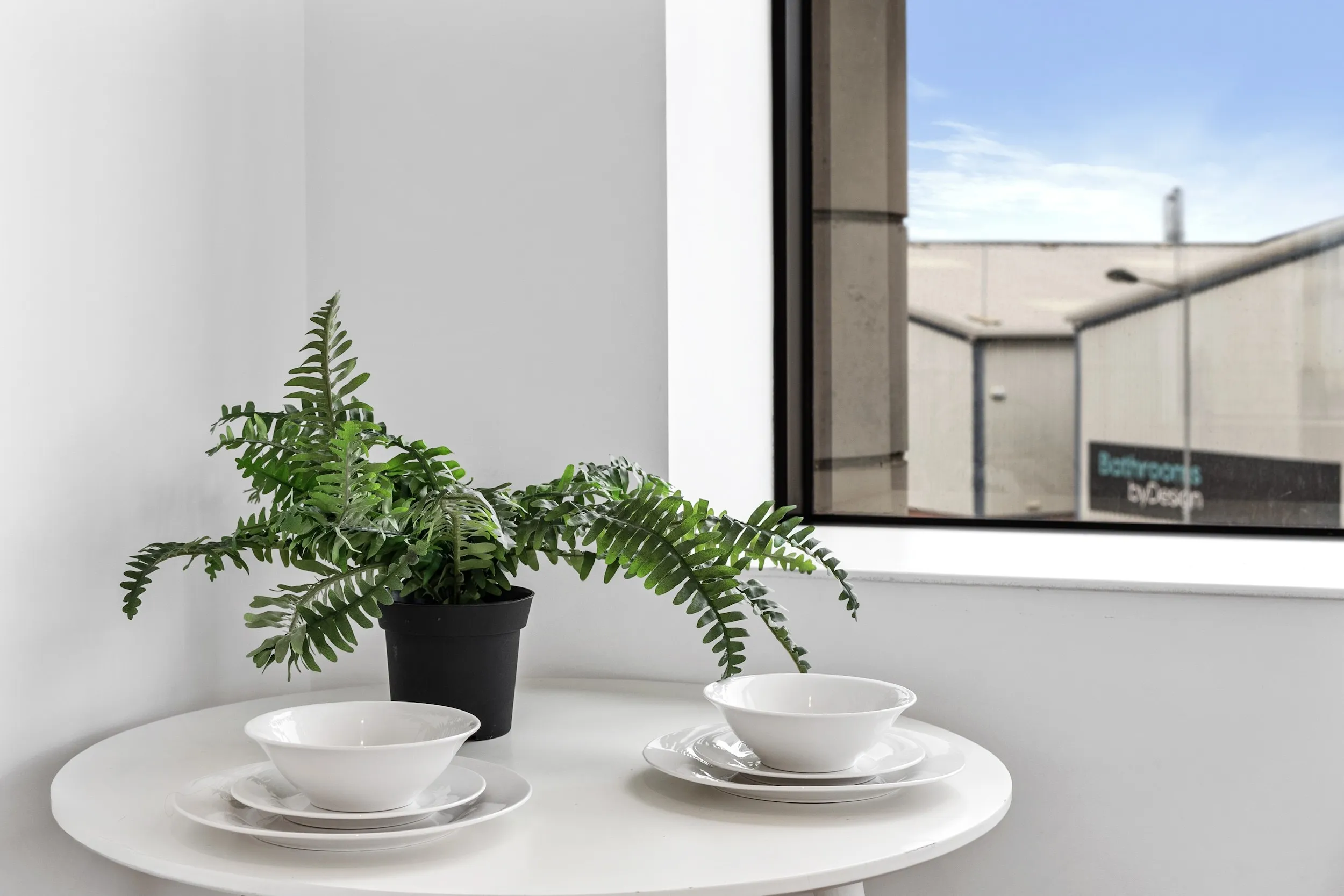 Dining table by the window at Vonder Skies