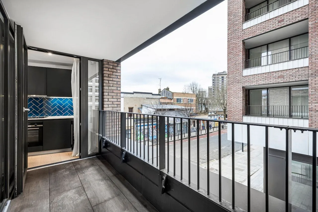 2 Bedroom