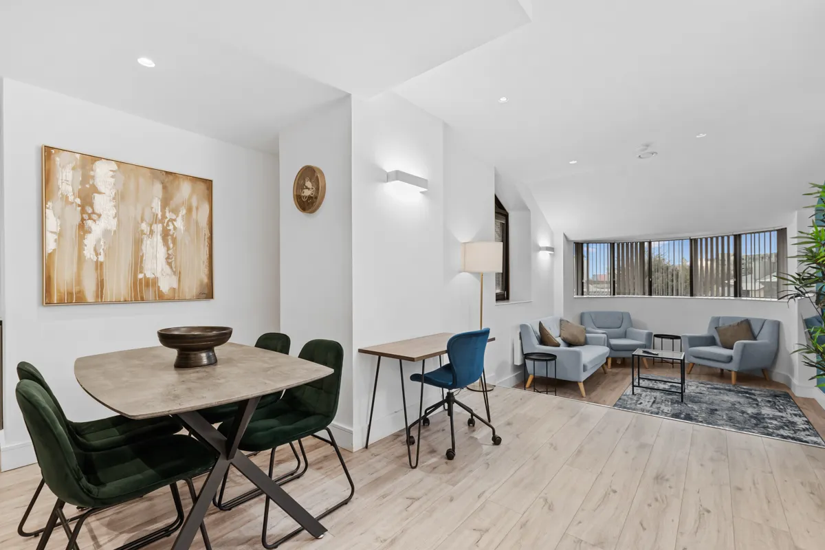 2 Bedroom