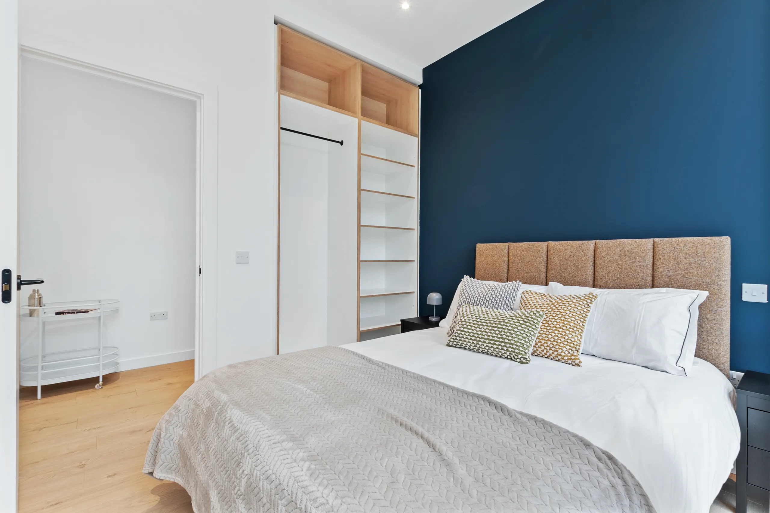 2 Bedroom