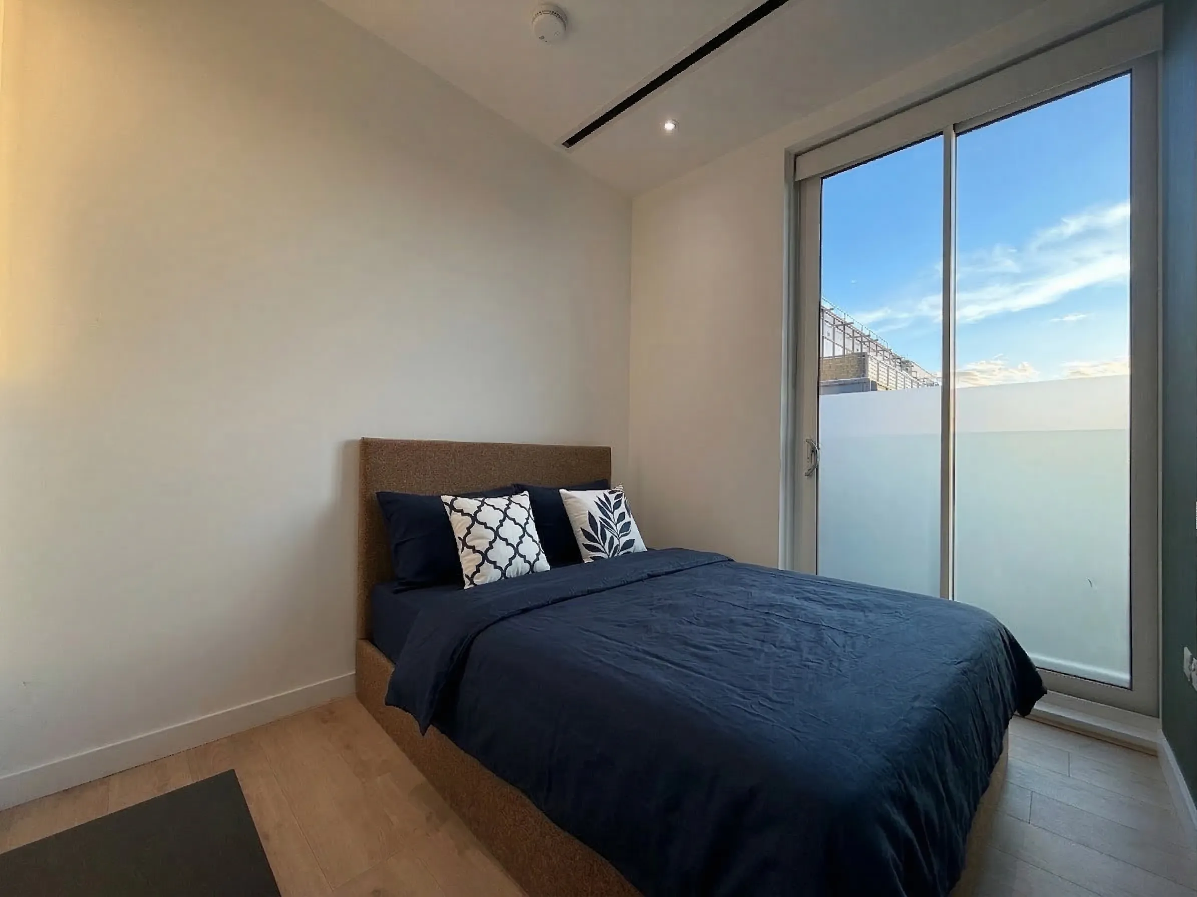2 Bedroom