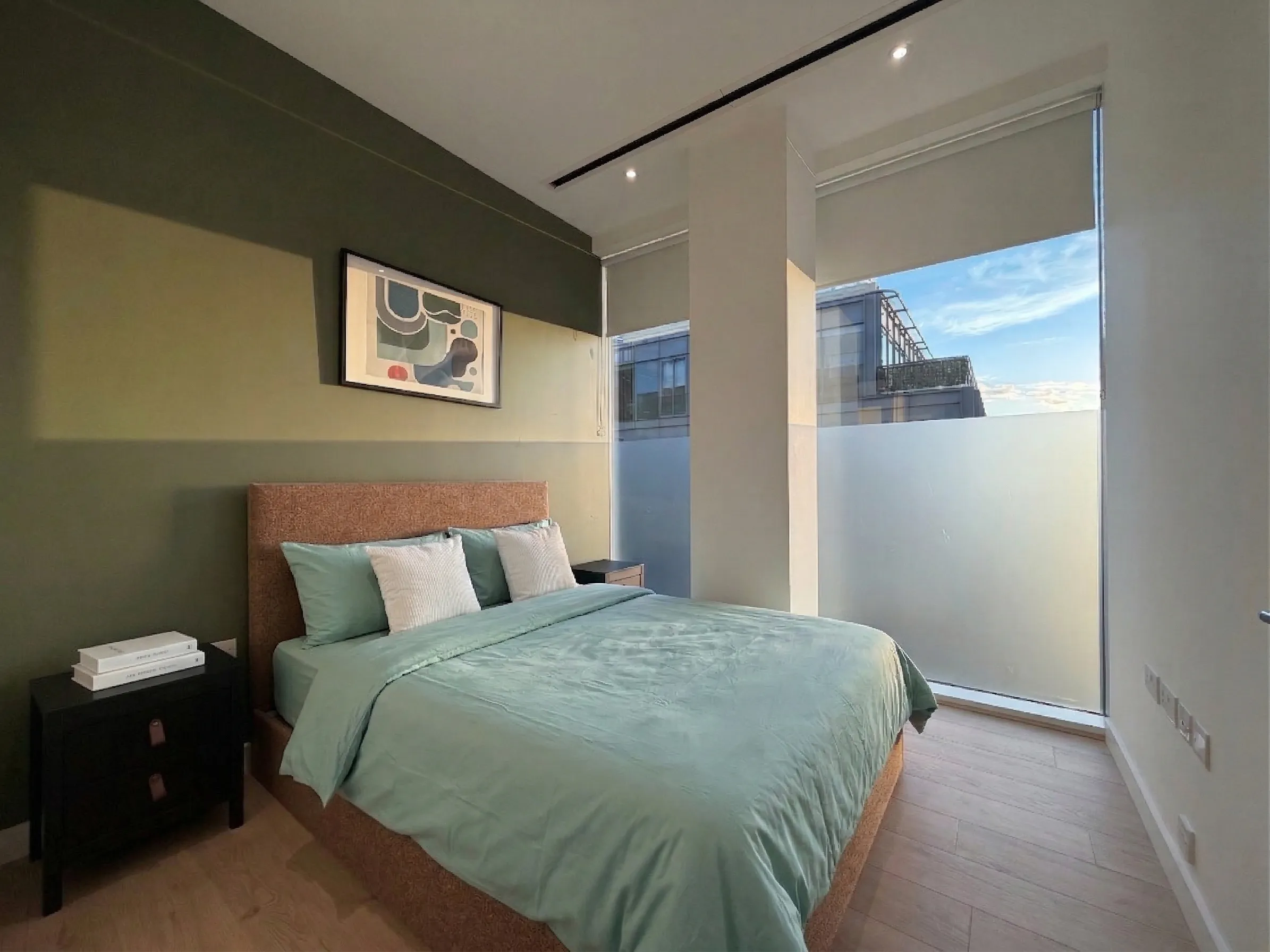 2 Bedroom