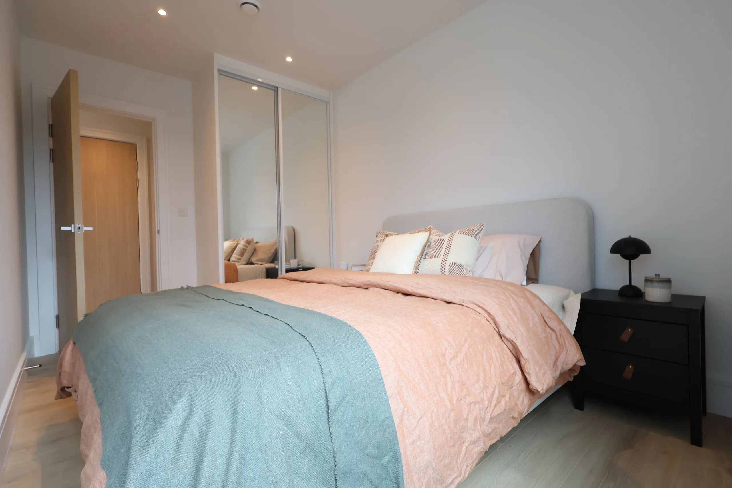 2 Bedroom