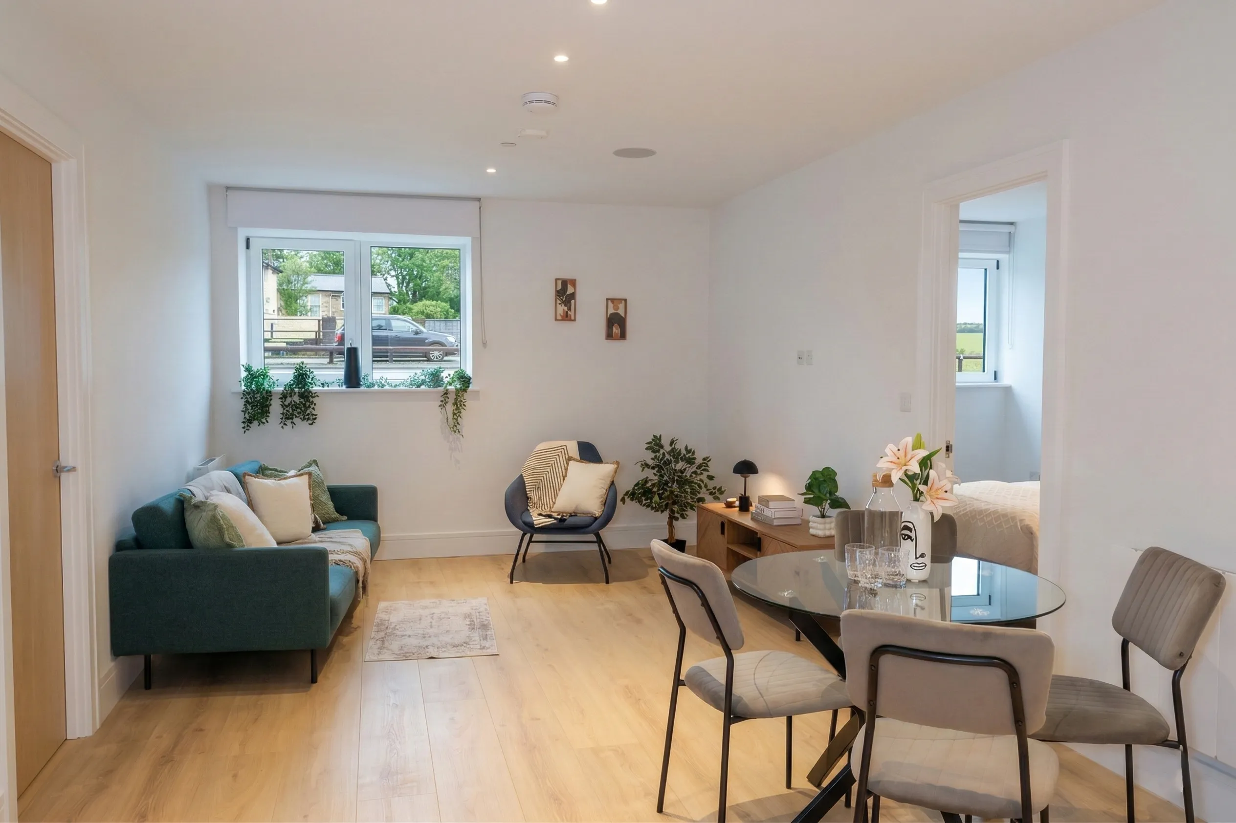 2 Bedroom