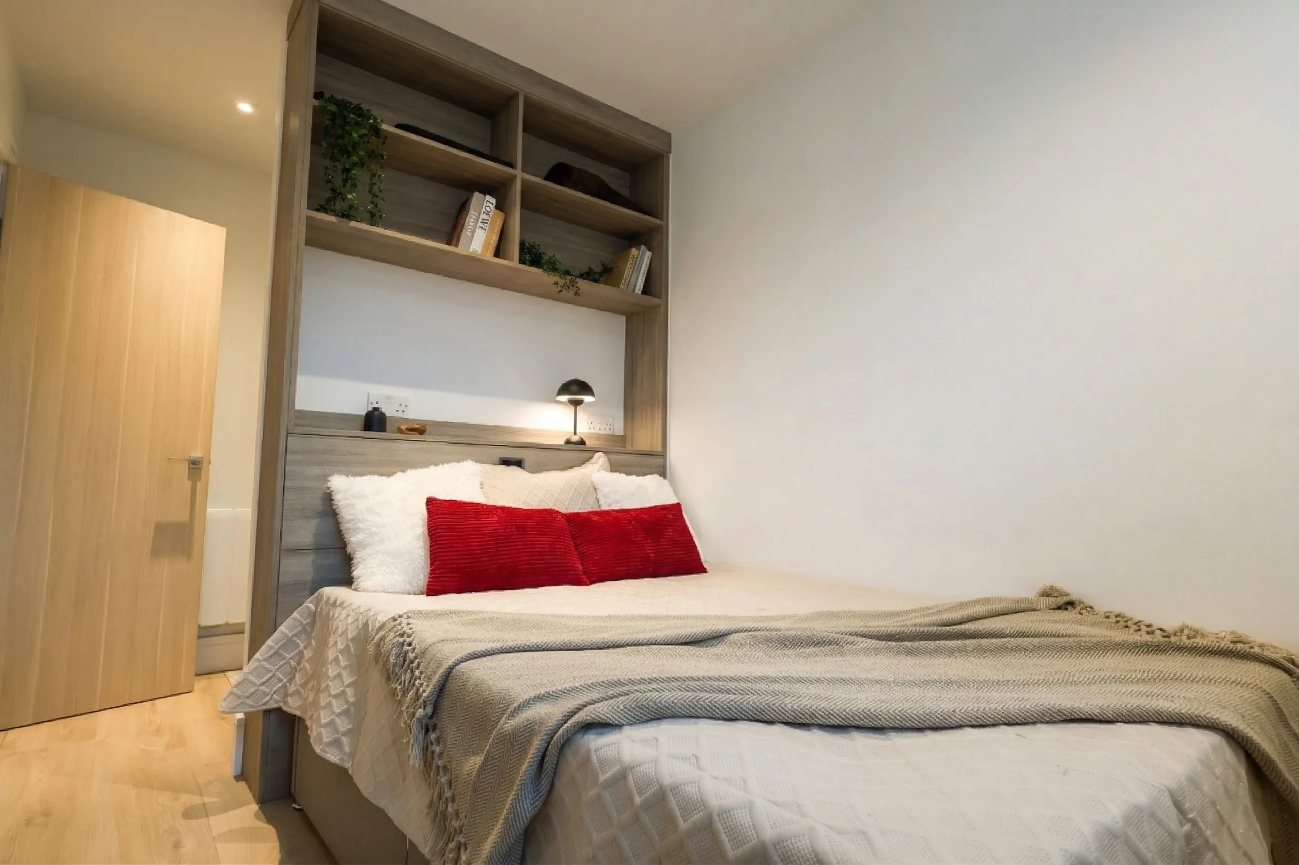 2 Bedroom