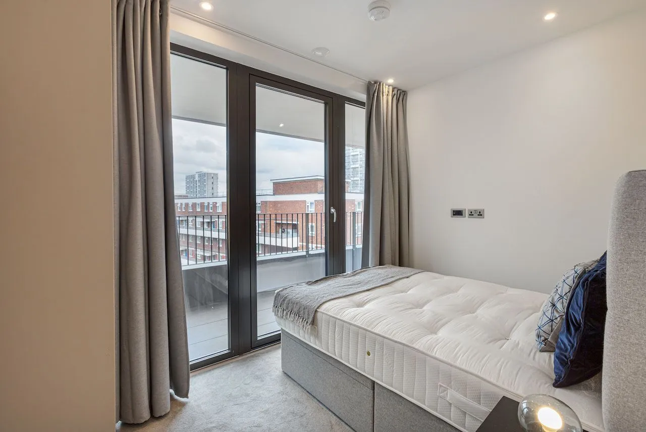 2 Bedroom
