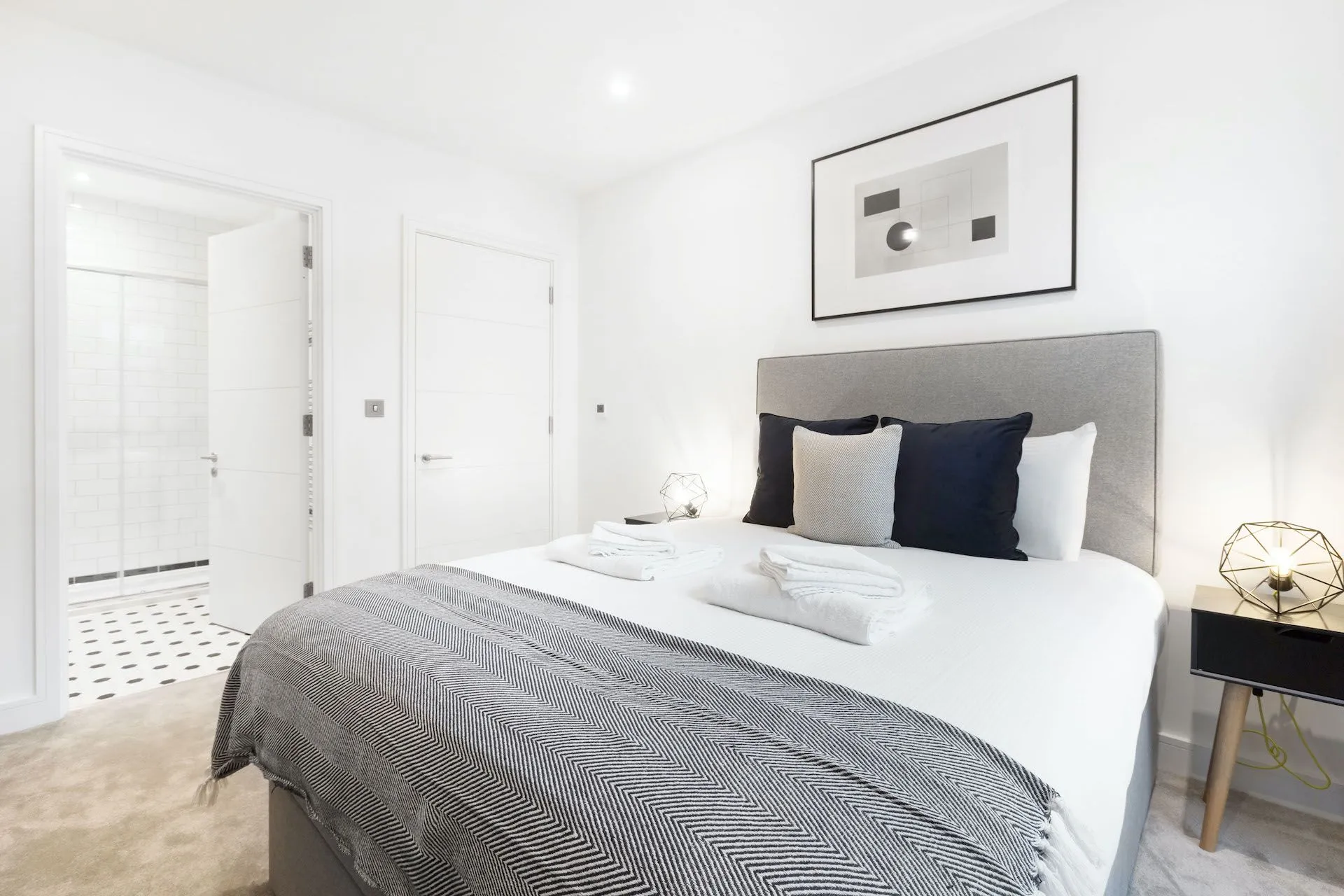2 Bedroom