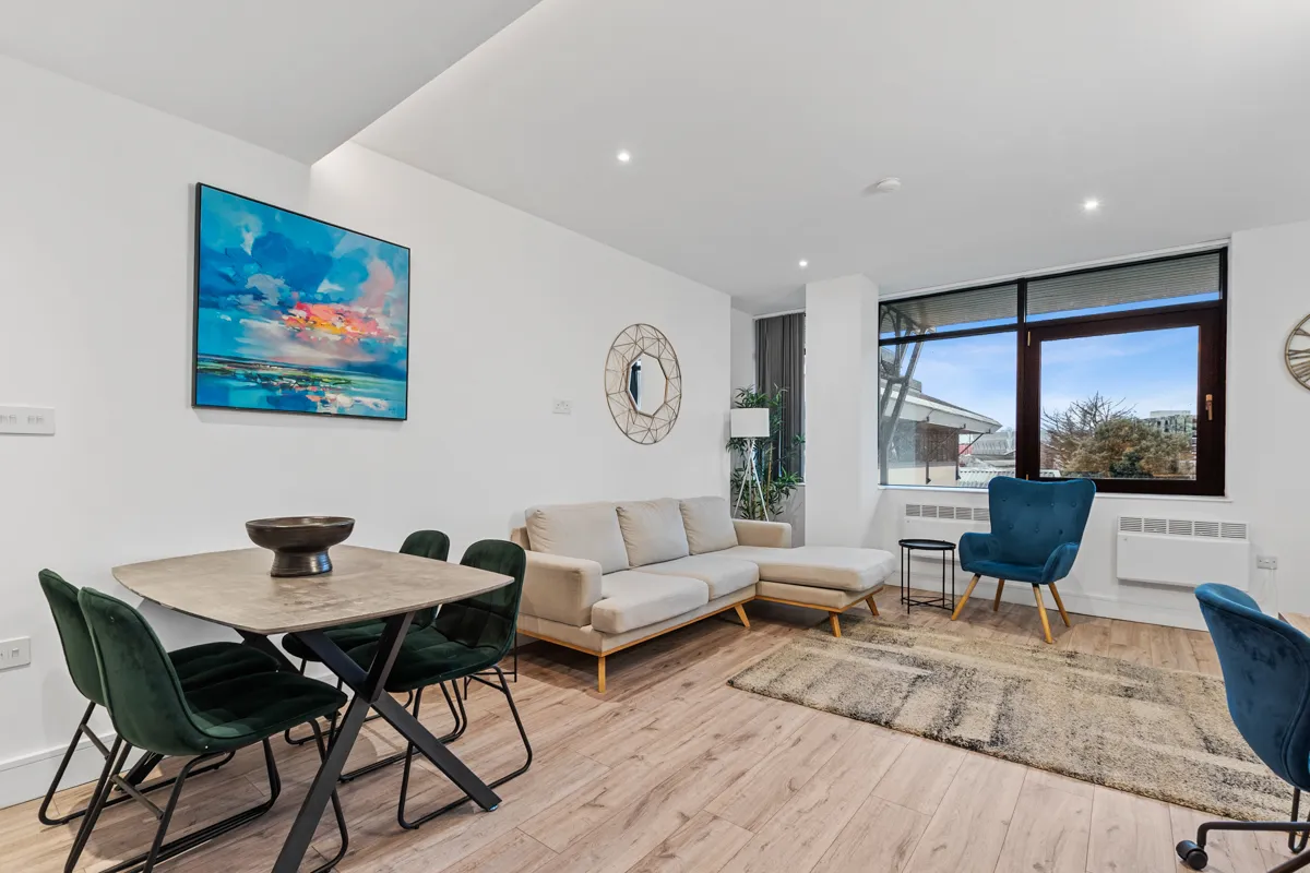 2 Bedroom